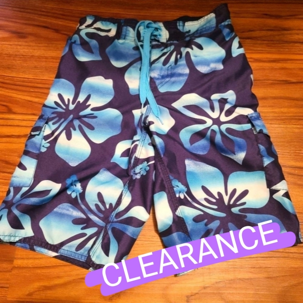 Swim Trunks EUC Like this item for lower price and discount shipping